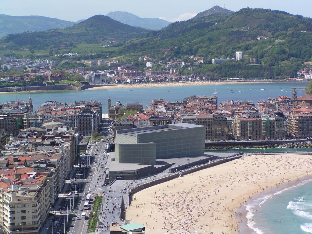 Hotel Arrizul Beach San Sebastián Eksteriør billede